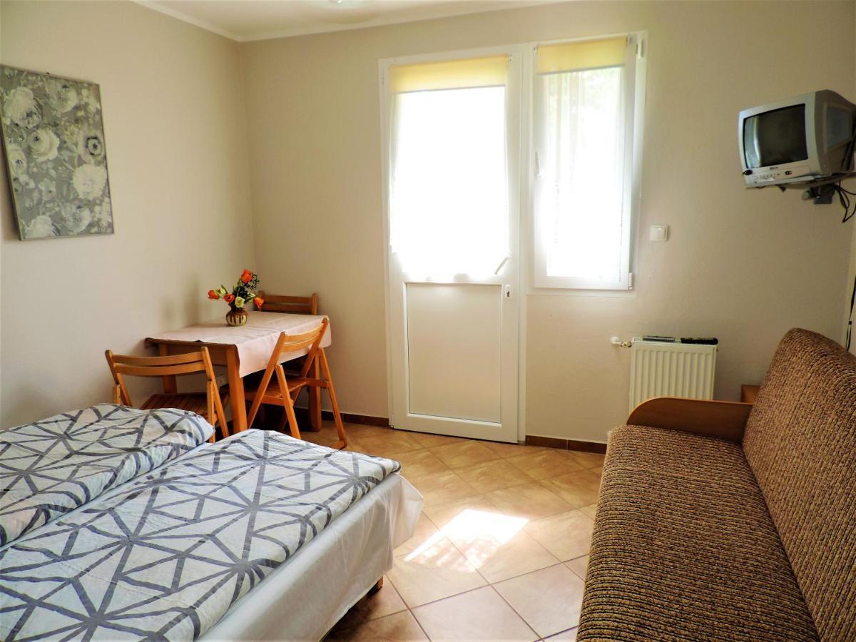 Jacek I Agatka Guest House Ustka Ngoại thất bức ảnh