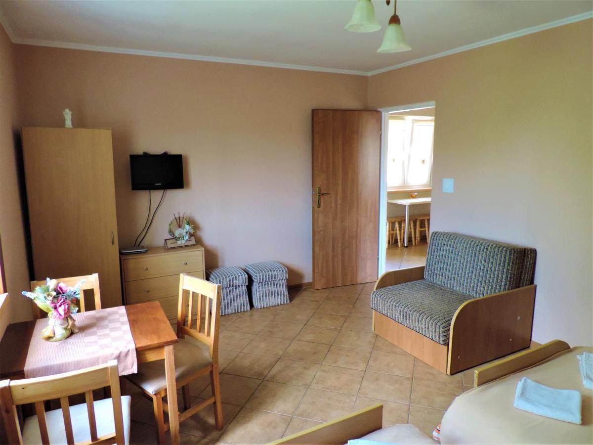 Jacek I Agatka Guest House Ustka Ngoại thất bức ảnh