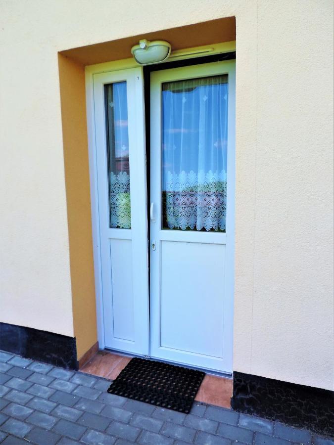 Jacek I Agatka Guest House Ustka Ngoại thất bức ảnh