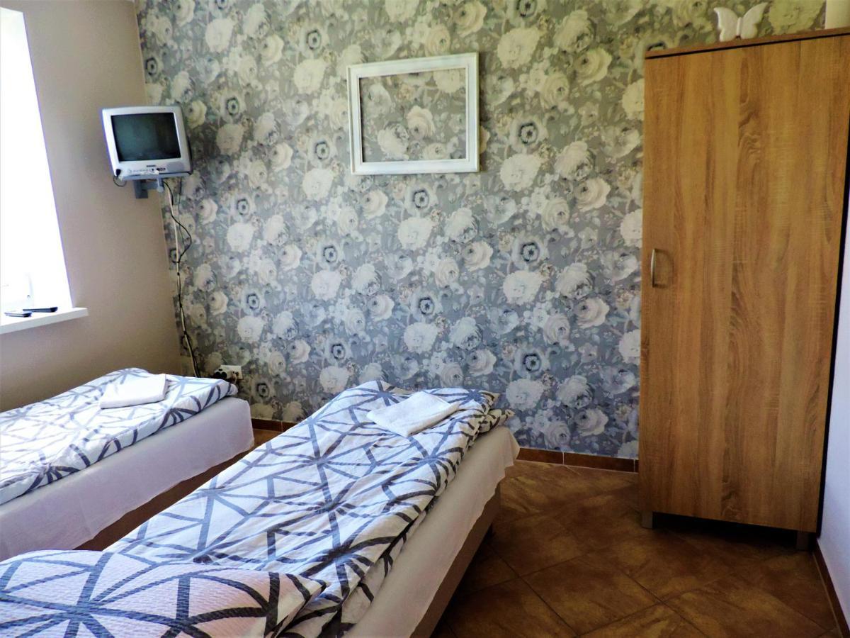 Jacek I Agatka Guest House Ustka Ngoại thất bức ảnh