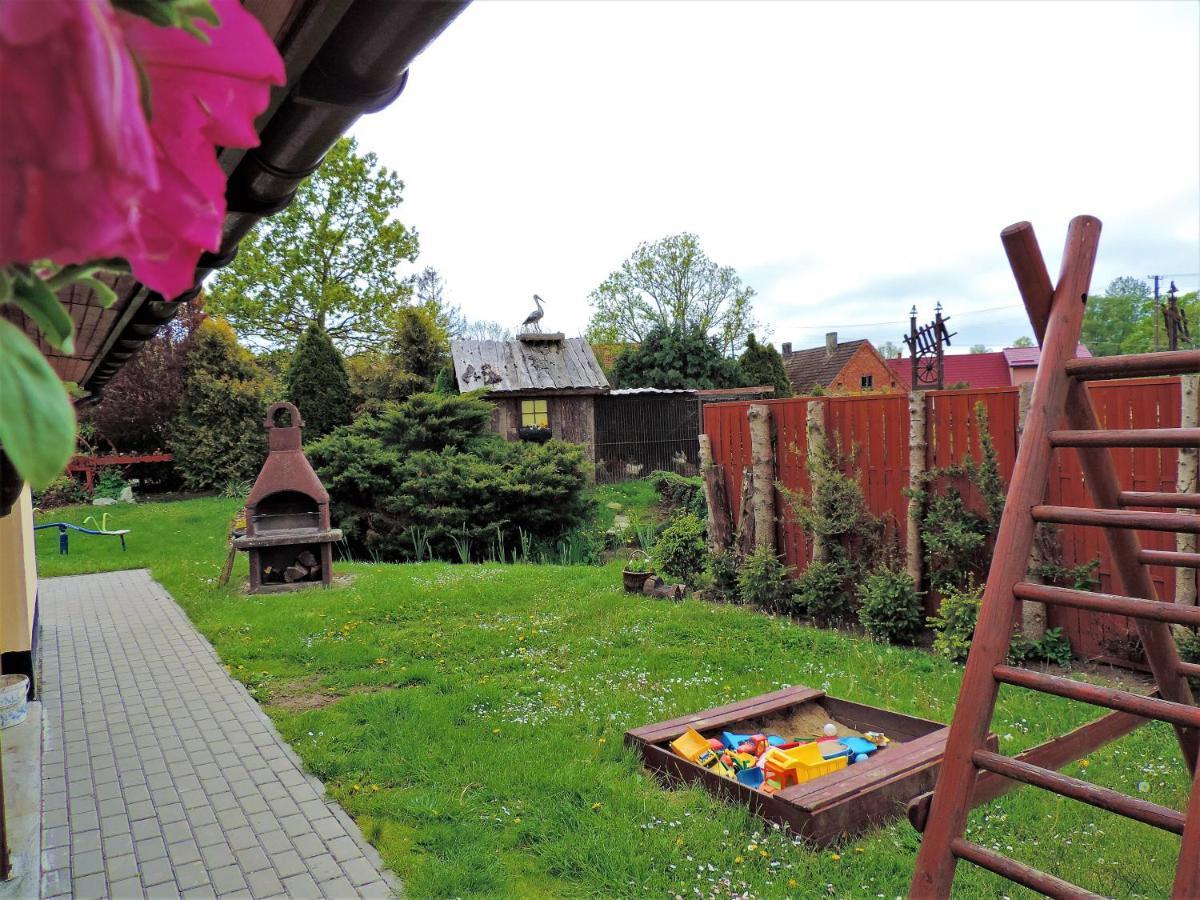 Jacek I Agatka Guest House Ustka Ngoại thất bức ảnh
