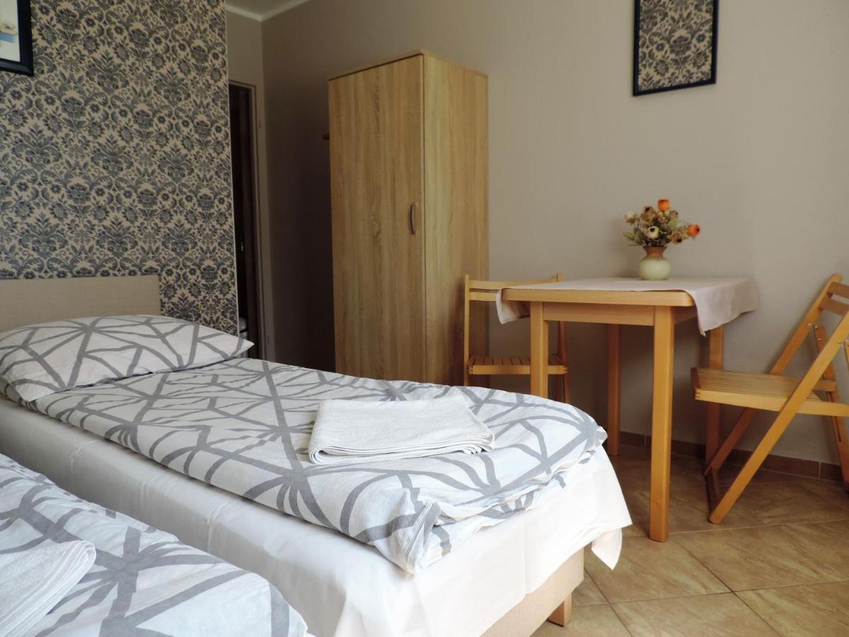 Jacek I Agatka Guest House Ustka Ngoại thất bức ảnh