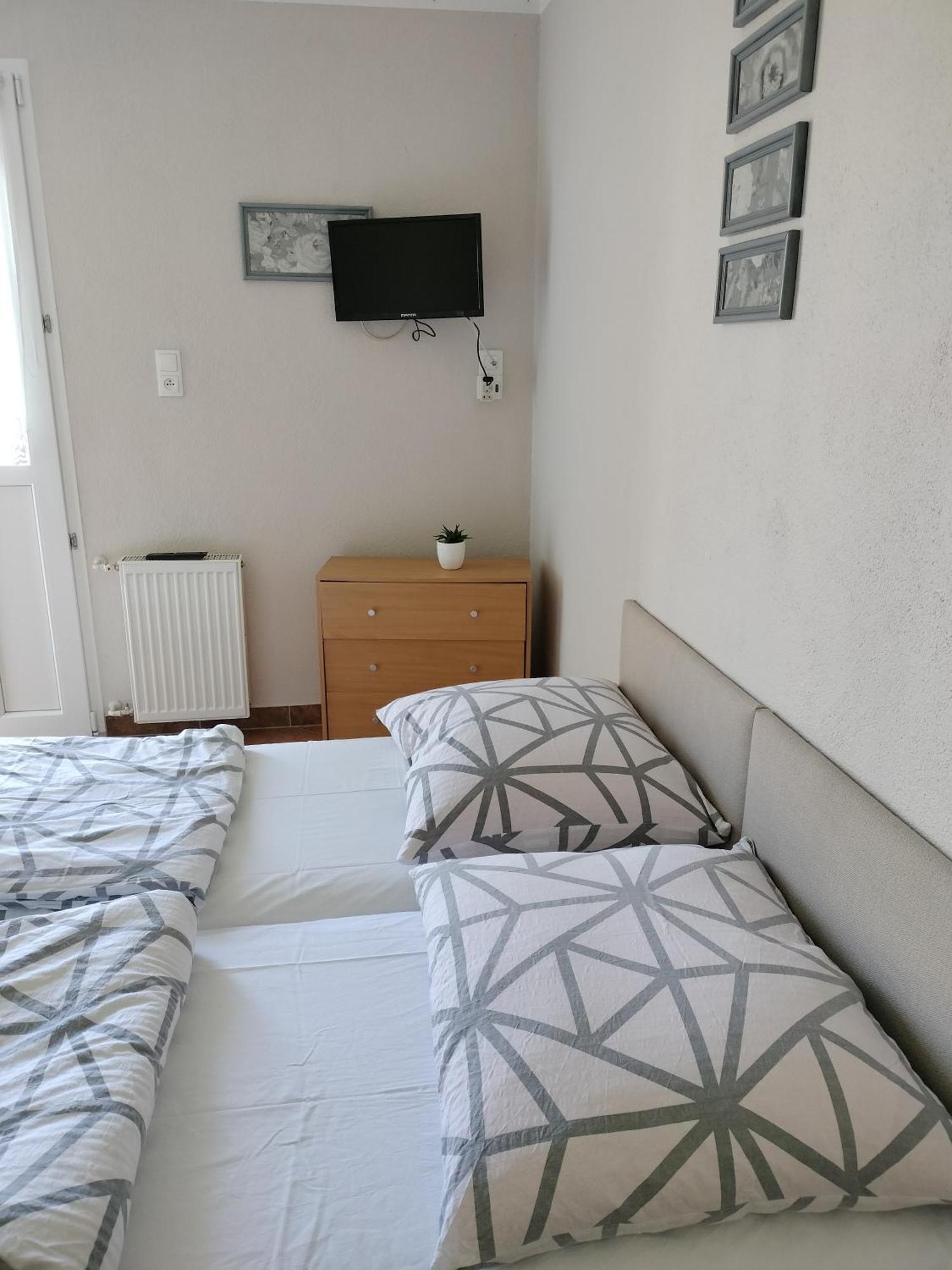 Jacek I Agatka Guest House Ustka Phòng bức ảnh